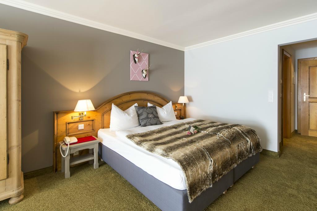 Alpenhotel Valluga Zürs Esterno foto